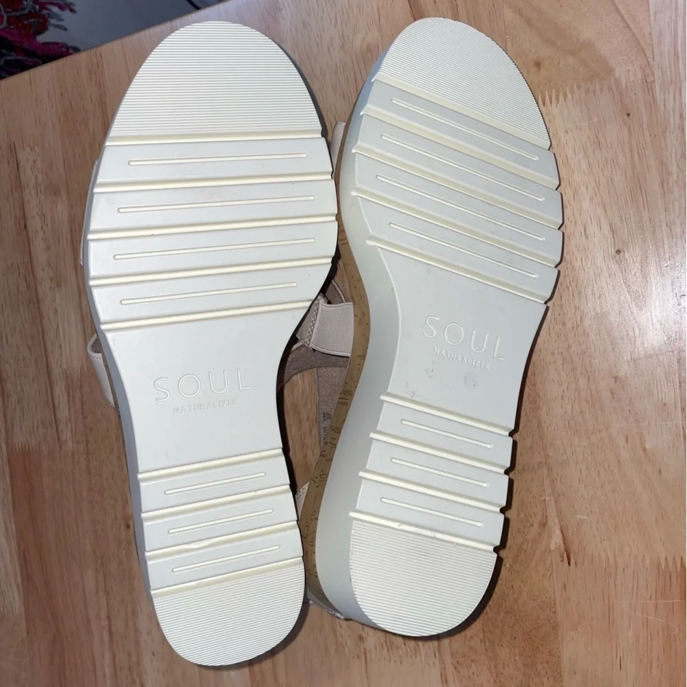 Soul Naturalizer Wedge Sandals 8.5 Wide Goodtimes Porcelain - Picture 15 of 15